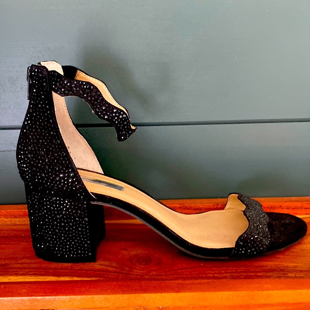 INC size 10 vintage forms shoe